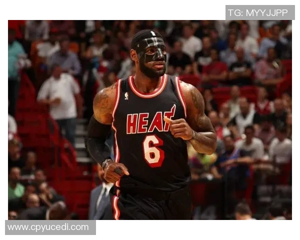 帕金斯：詹姆斯开心时全情投入 不开心就不回防&闹情绪坐在板凳末